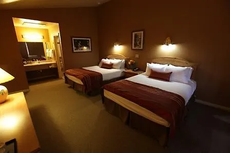 Headwaters Lodge And Cabins